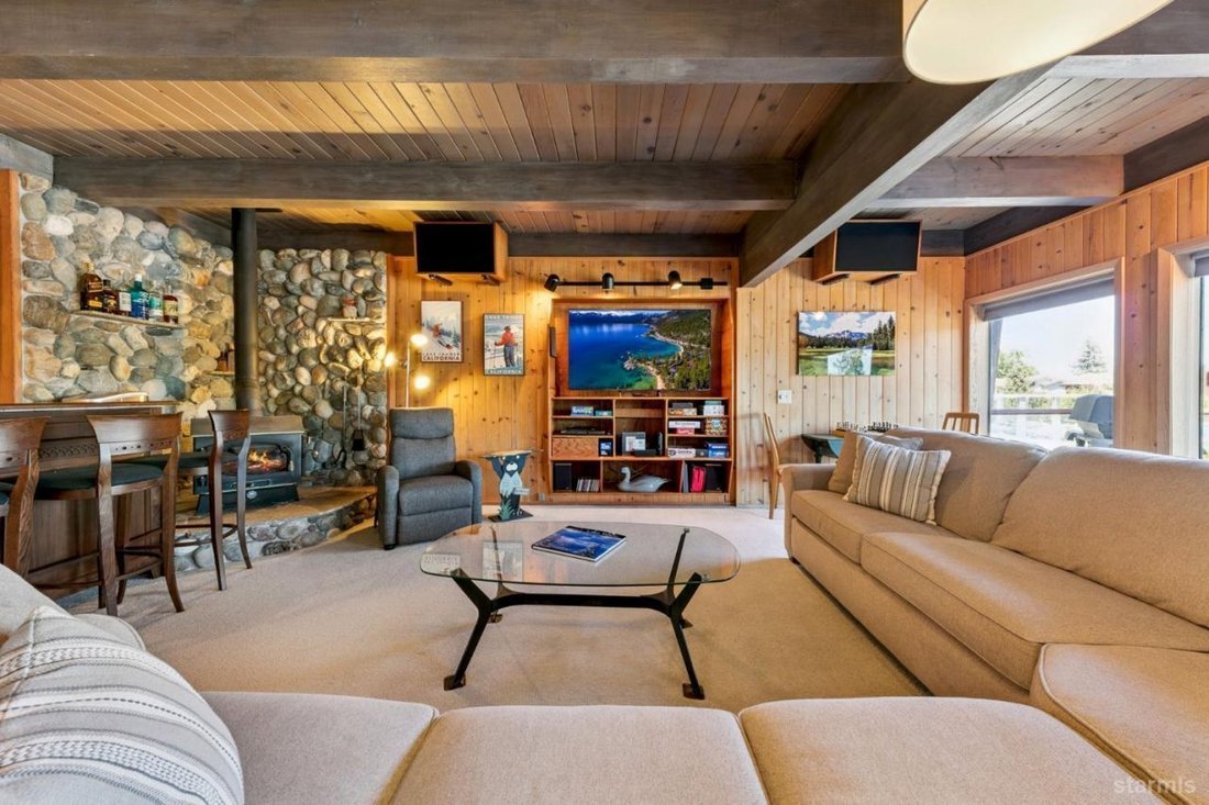 House in South Lake Tahoe, California, United States 5 - 18586039