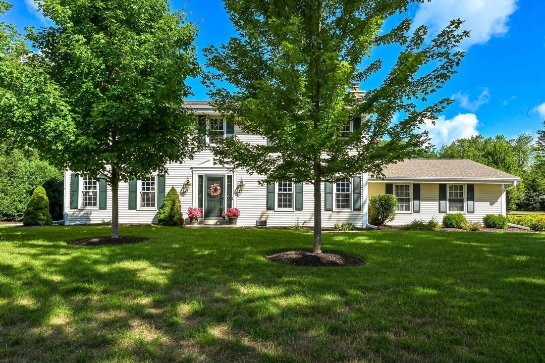 House in Brookfield, Wisconsin, United States 2 - 18584008