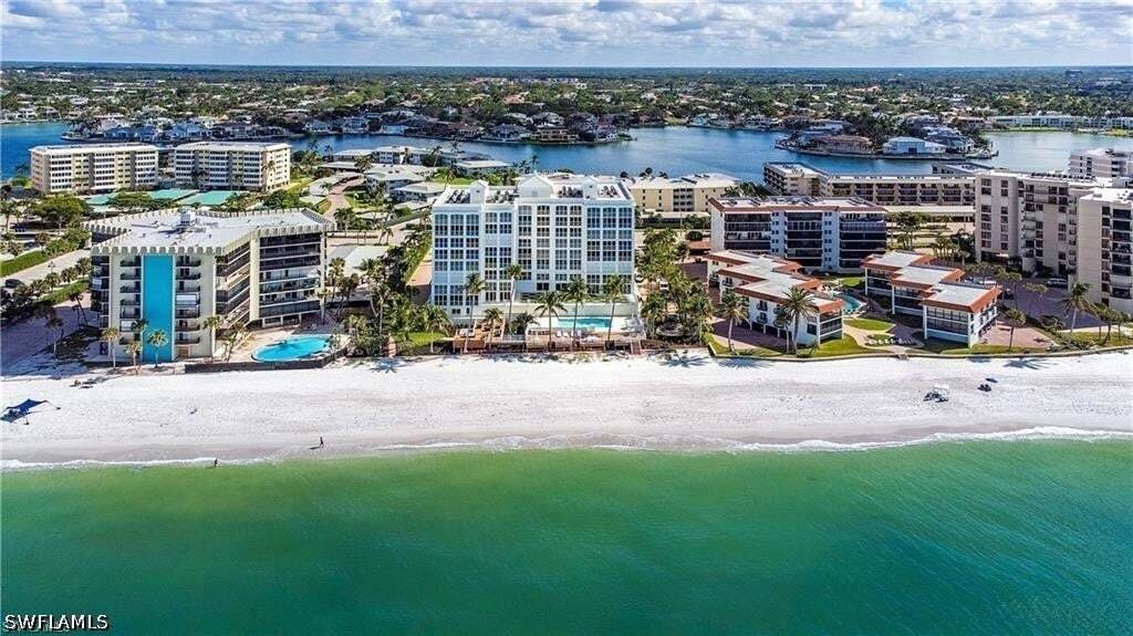 Condo in Naples, Florida, United States 2 - 18581469