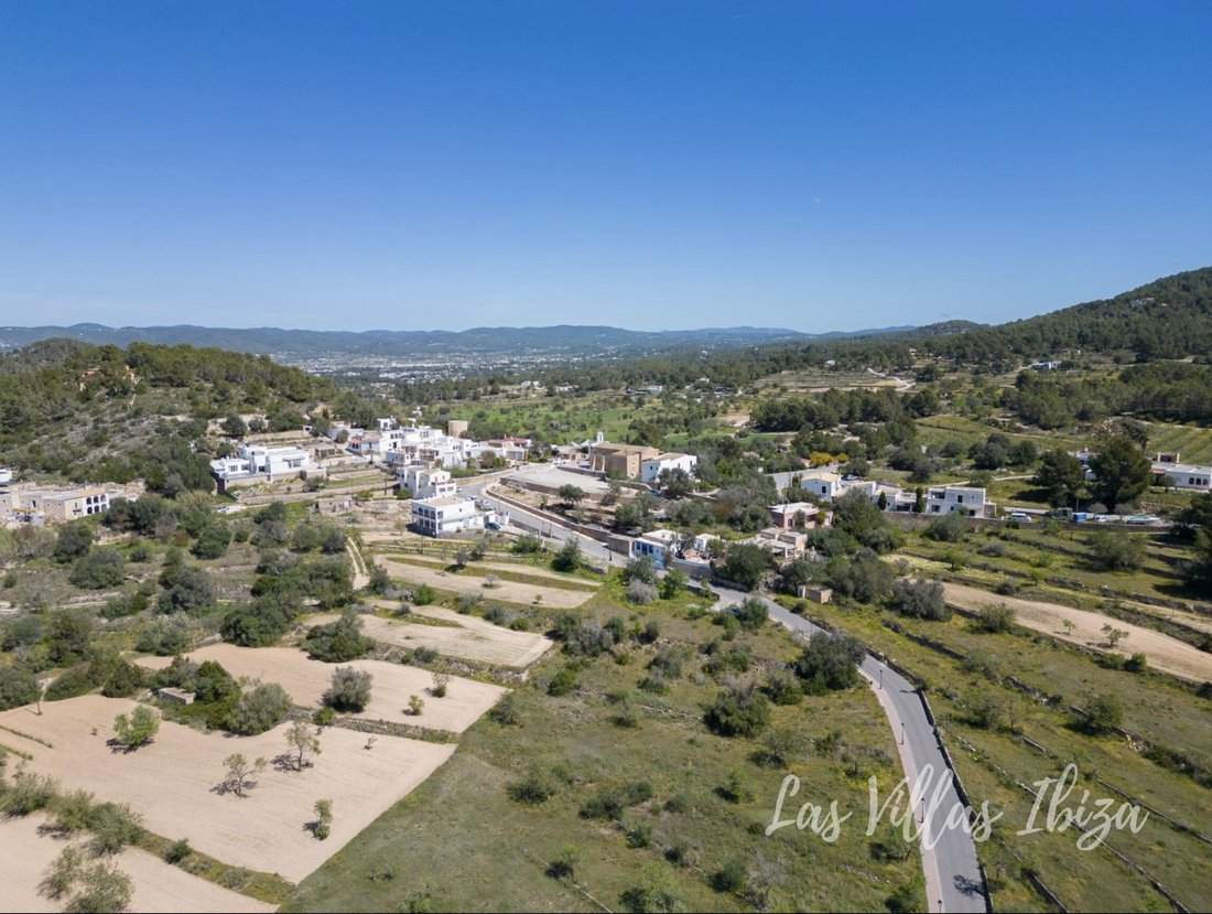 Land in Sant Antoni de Portmany, Balearic Islands, Spain 2 - 18585388