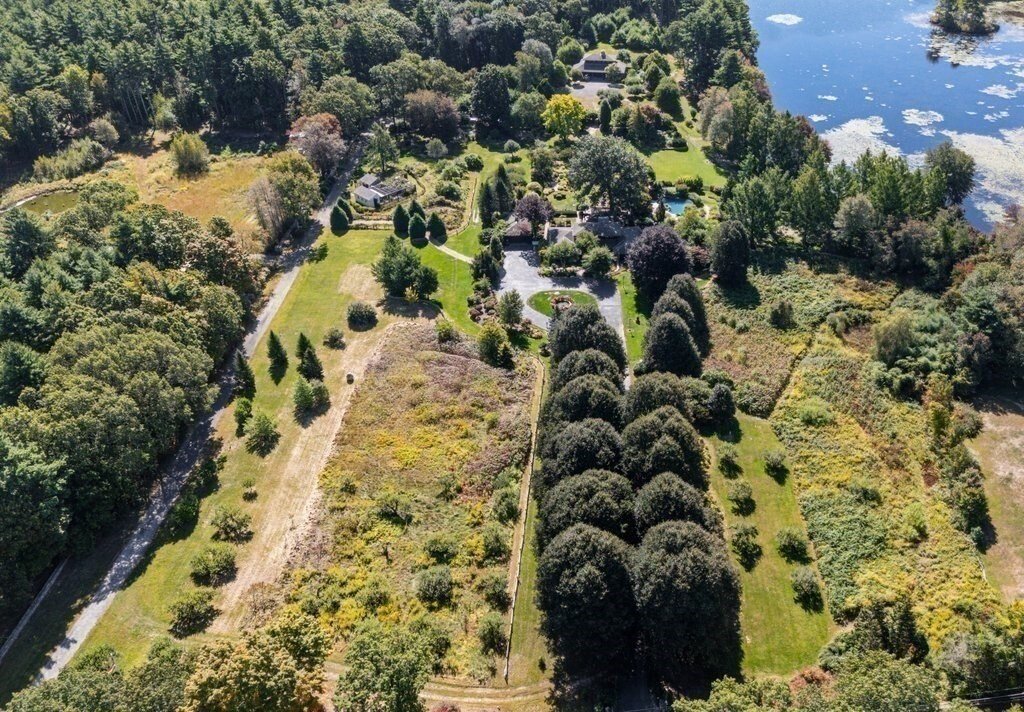 House in Douglas, Massachusetts, United States 1 - 18069543