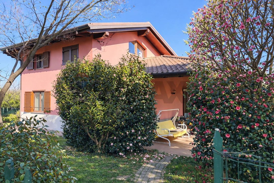 House in Borgo Ticino, Piedmont, Italy 2 - 18585970