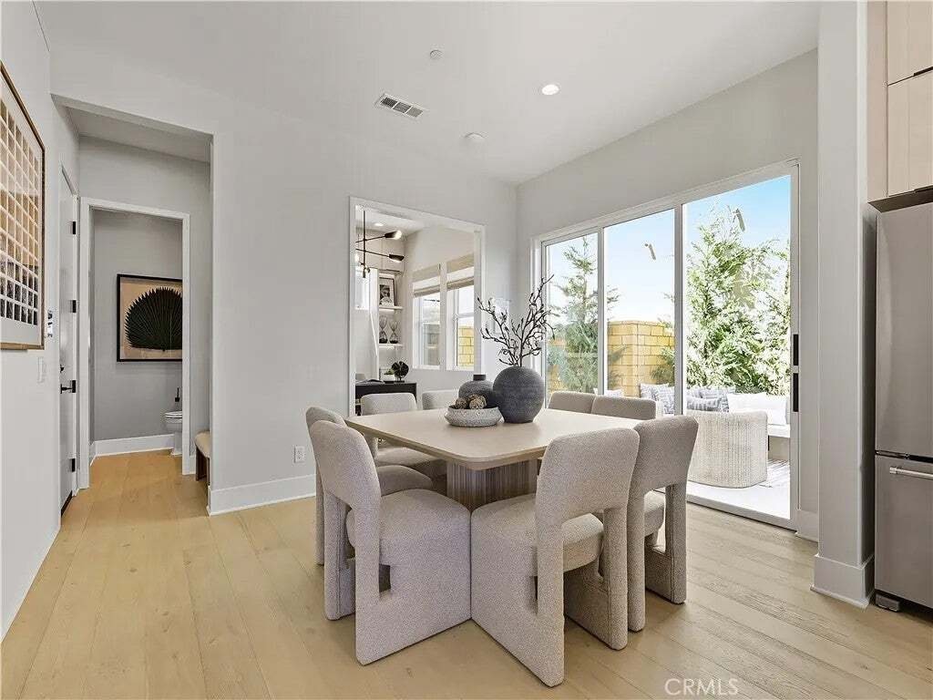 Condo in Montebello, California, United States 2 - 18584653