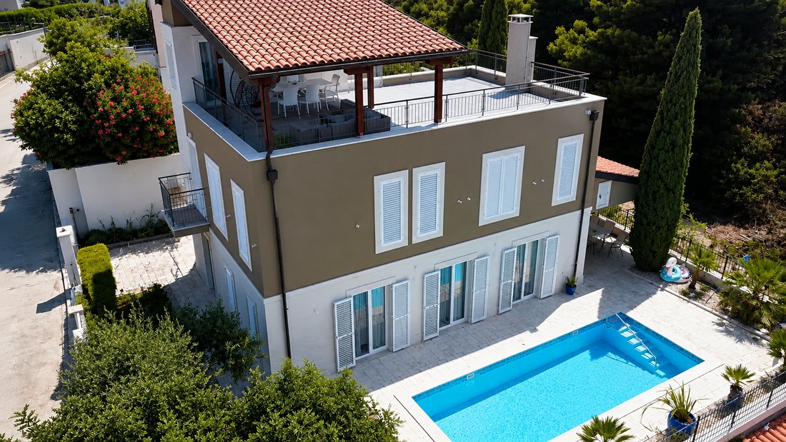 Villa in Splitska, Split-Dalmatia County, Croatia 2 - 18585829