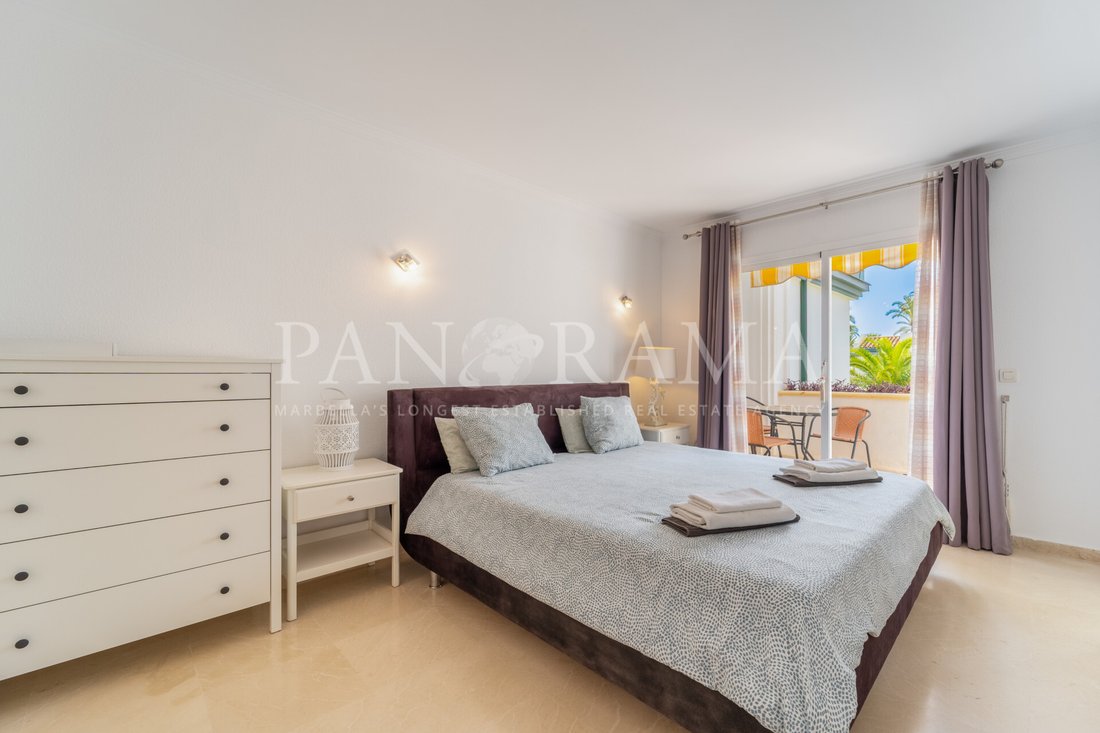 Townhouse in Estepona, Andalusia, Spain 5 - 18581775