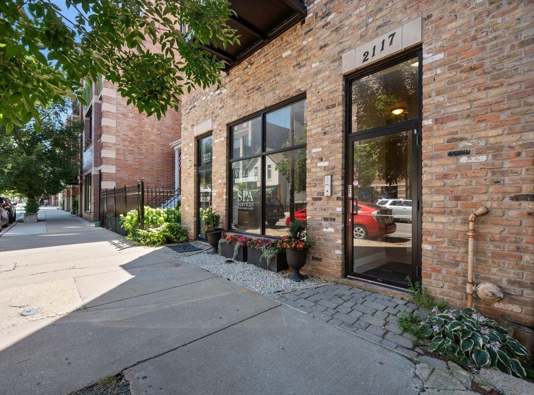 Condo in Chicago, Illinois, United States 2 - 18582049