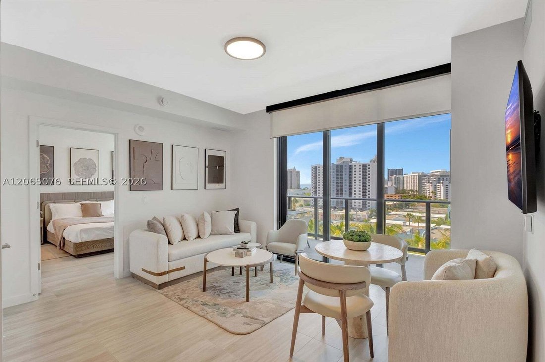 Condo in Miami Beach, Florida, United States 1 - 18581626
