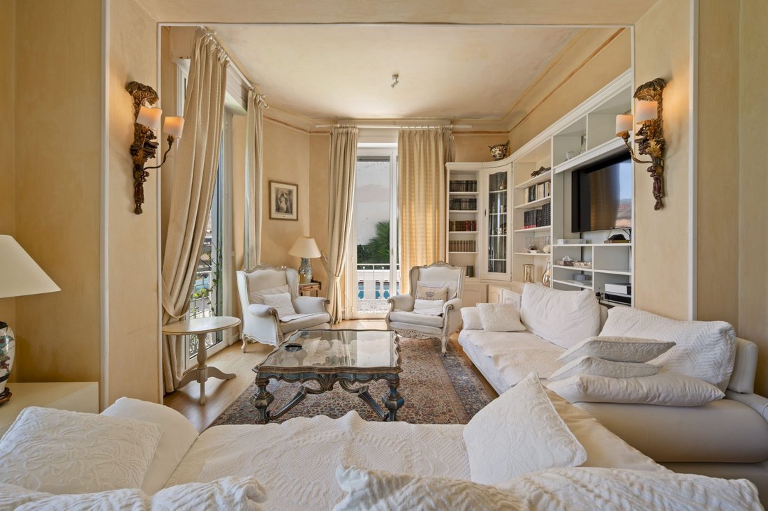 Villa in Village-Cros de Caste-Coupiere-Mont Gros, Roquebrune-Cap-Martin, France 5 - 18586170