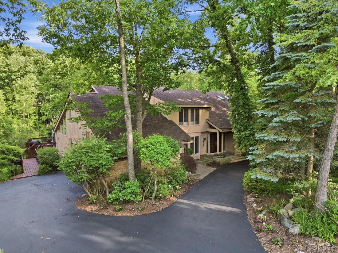 House in Orchard Lake Village, Michigan, United States 2 - 18584774