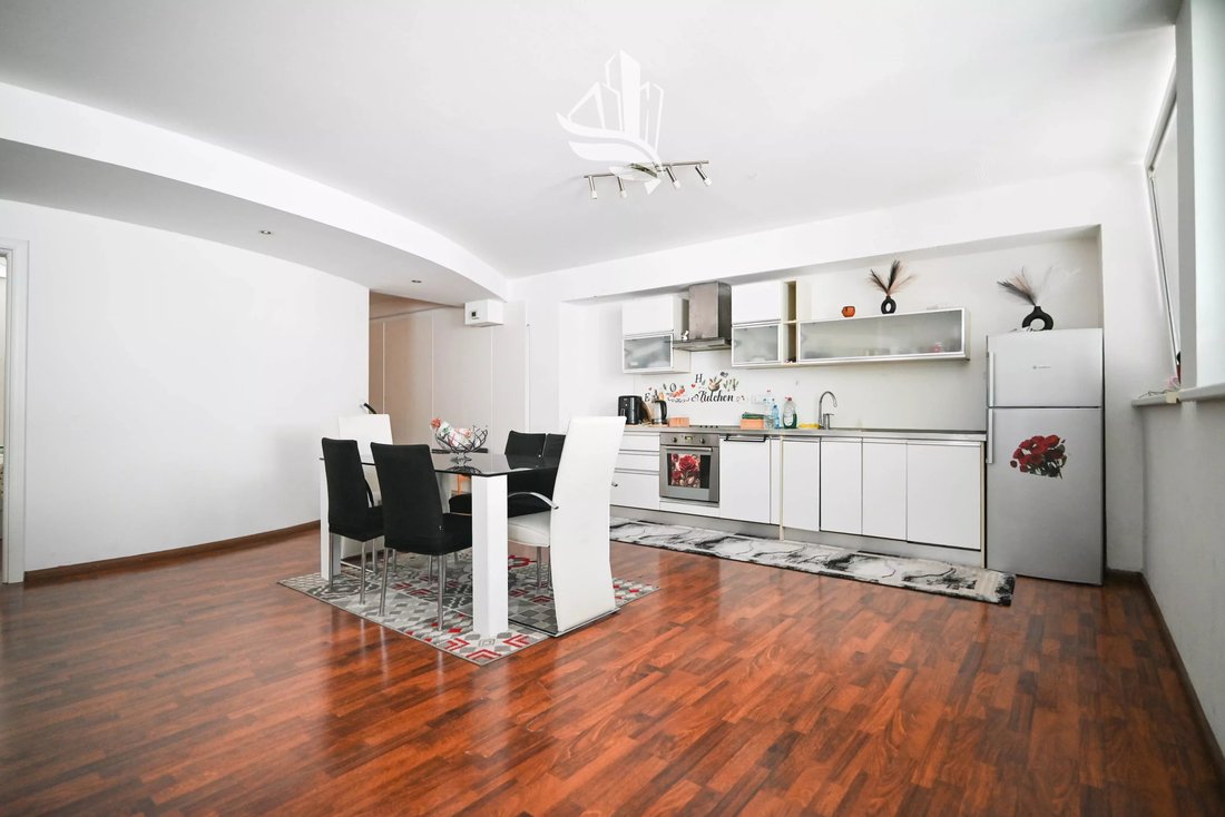 Apartment in Piani-Rencio Center / Piani-Rencio Zentrum, Bolzano / Bozen, Trentino – Alto Adige/Südtirol 3 - 18582375