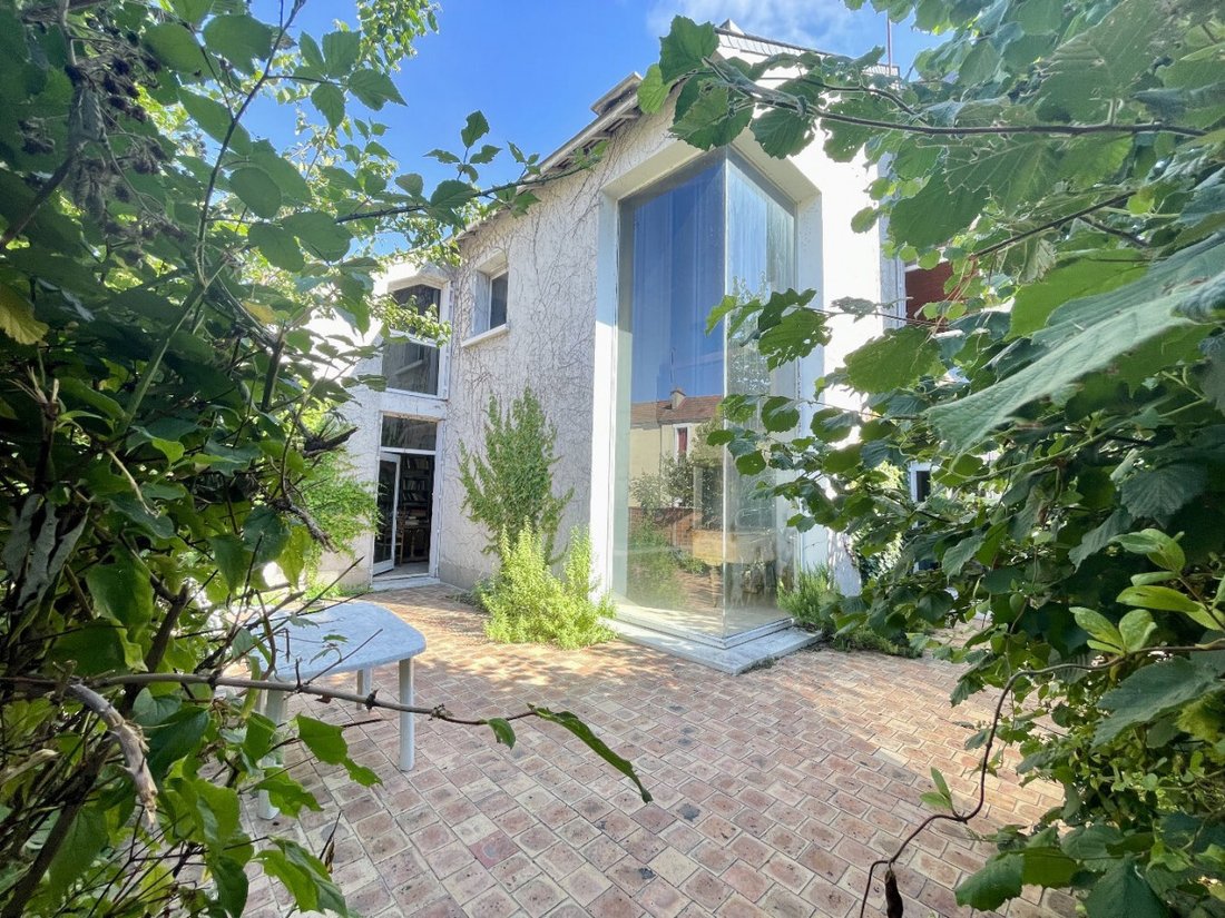 Villa in Pavé des Gardes, Chaville, France 1 - 18581782