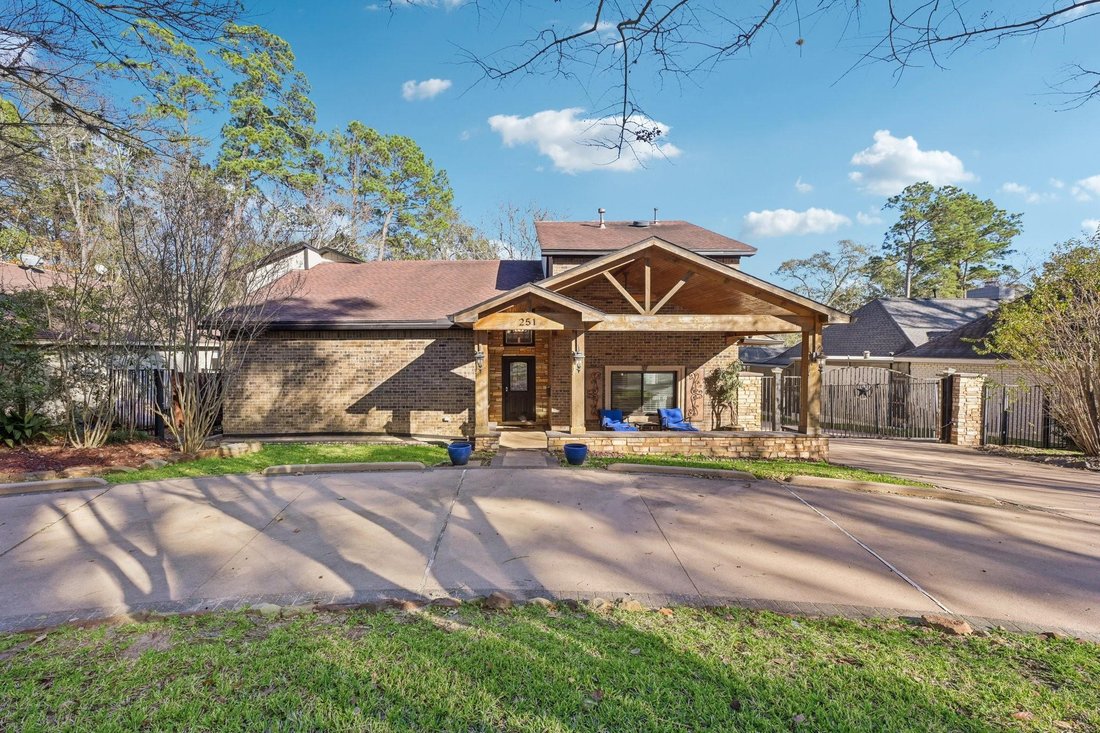 House in Conroe, Texas, United States 3 - 18581905