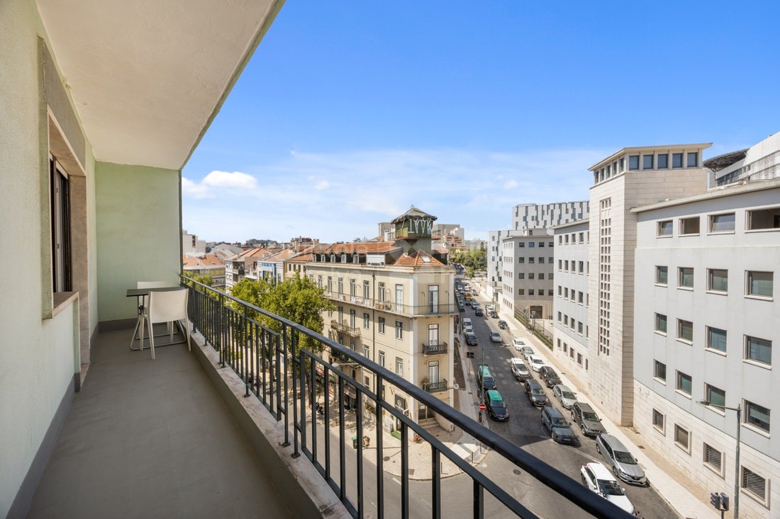 Apartment in Arroios, Lisbon, Portugal 1 - 18585387