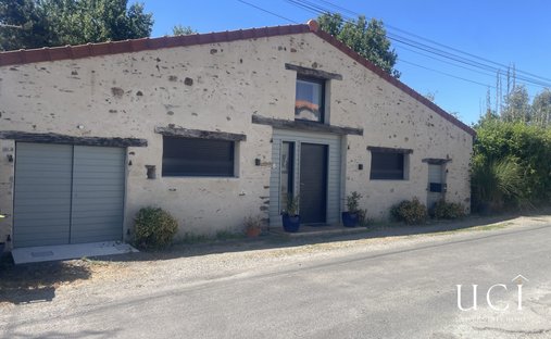 House in Sud Bourg, Saint-Philbert-de-Grand-Lieu, France 1
