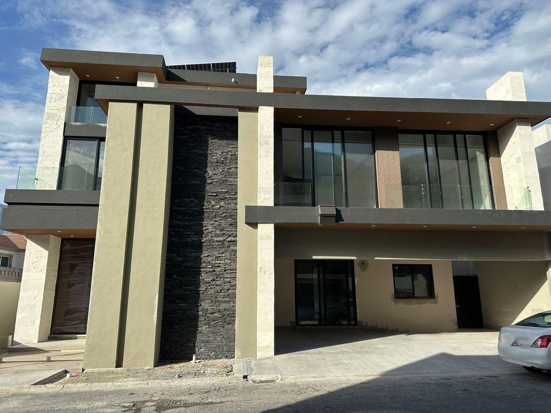 House in Monterrey, Nuevo Leon, Mexico 1 - 18583117