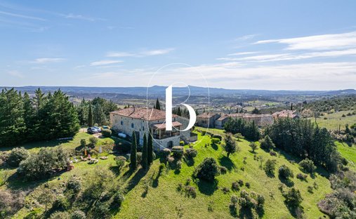 Casa a Barjac, Occitania, Francia 1