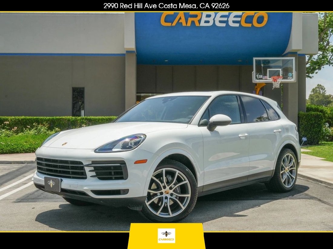 Suv in Costa Mesa, CA, United States 1 - 18585742