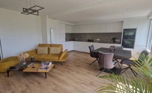 Apartment in Zone Urbaine, Arradon, France 1