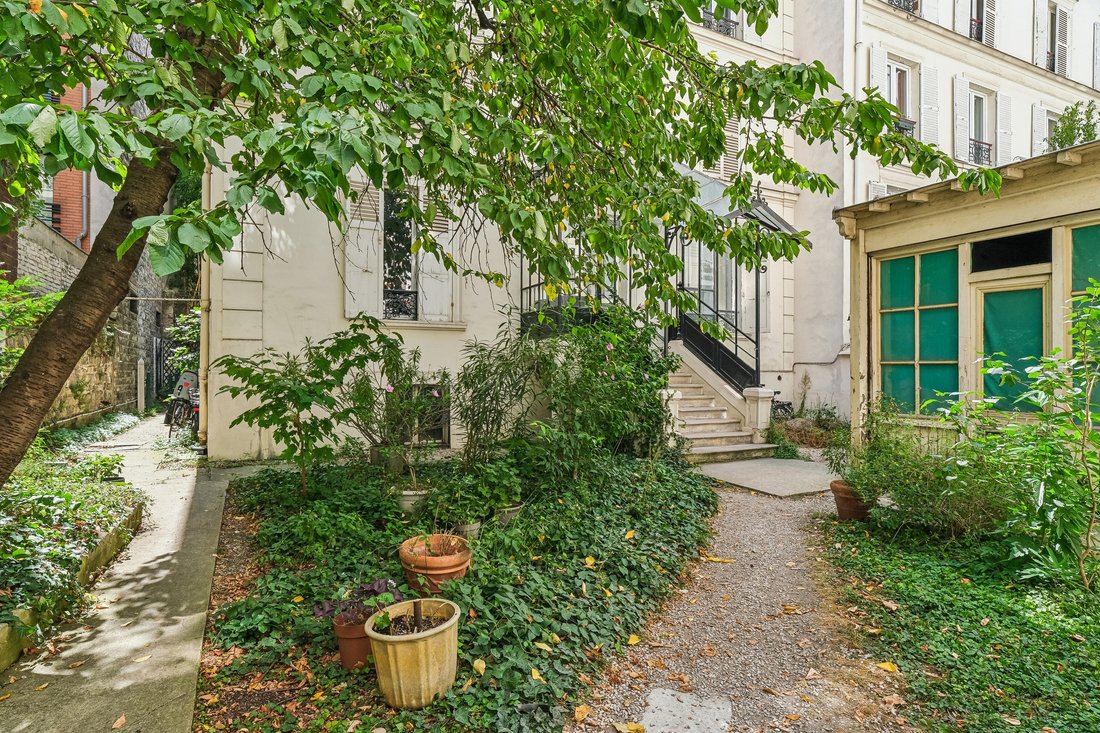 Apartment in Batignolles-Cardinet, Paris 17e Arrondissement, Paris 4 - 18582482