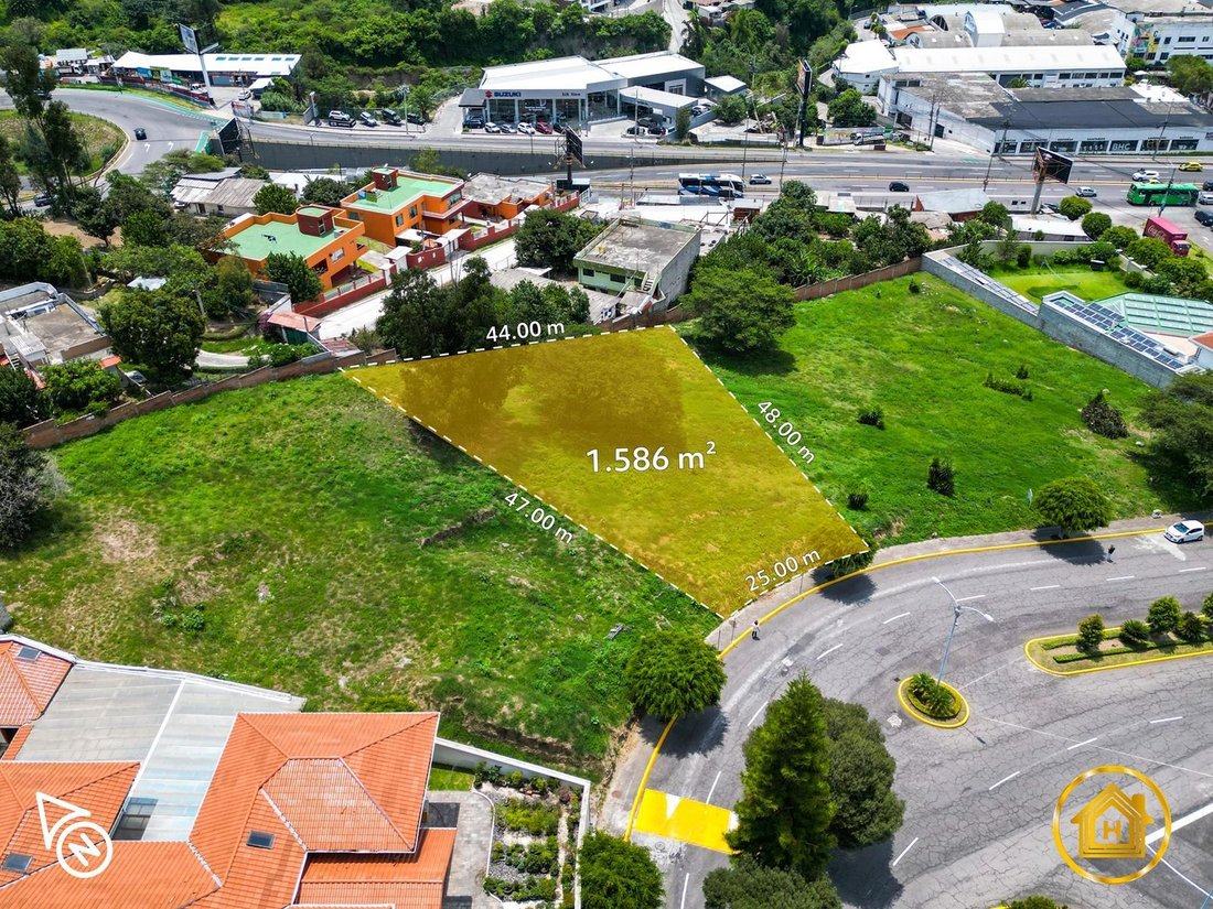 Land in Quito, Pichincha, Ecuador 3 - 18582381