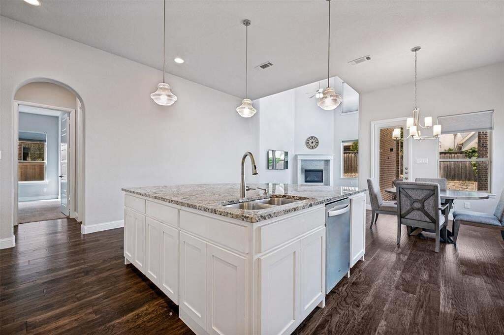 House in Frisco, Texas, United States 5 - 18585008