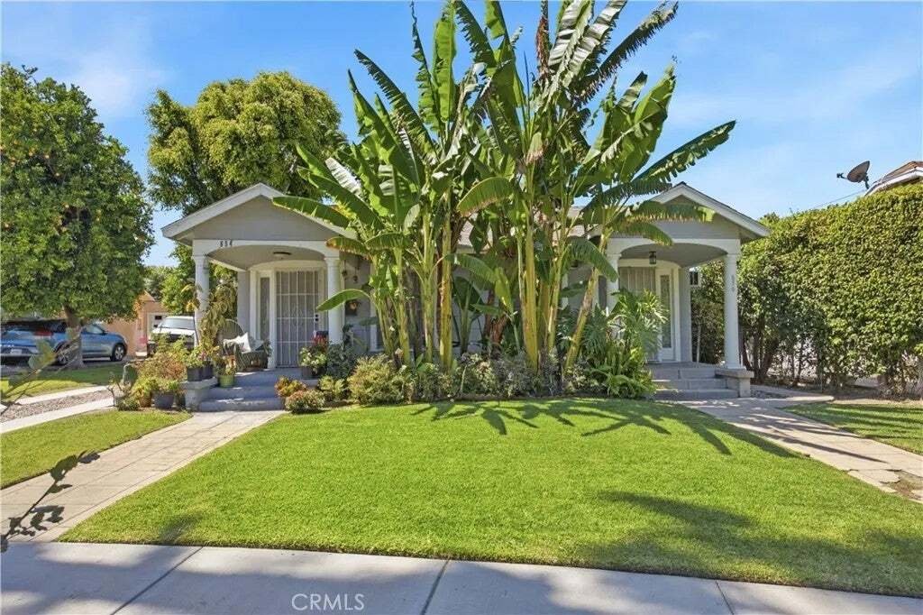 Glendale, California, United States 1 - 18584608