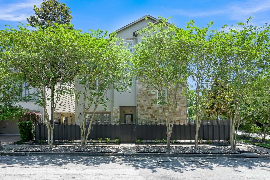 House in Houston, Texas, United States 1 - 18585024