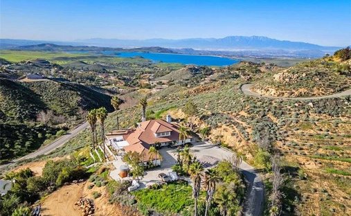 Maison à Lake Mathews, Californie, États-Unis 1