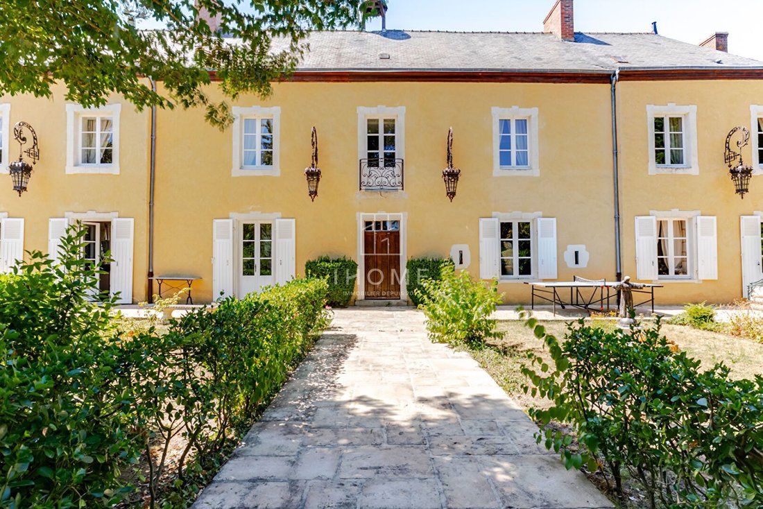 Villa in Parigné-le-Pôlin, Pays de la Loire, France 1 - 18581908