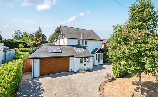 Casa en Mount Hermon, Woking, Inglaterra 1