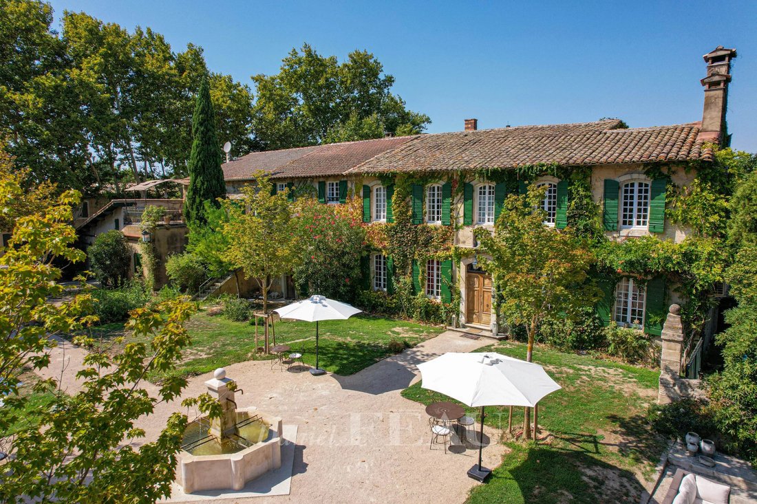 Country House in Avignon, Provence-Alpes-Côte d'Azur, France 1 - 13187266