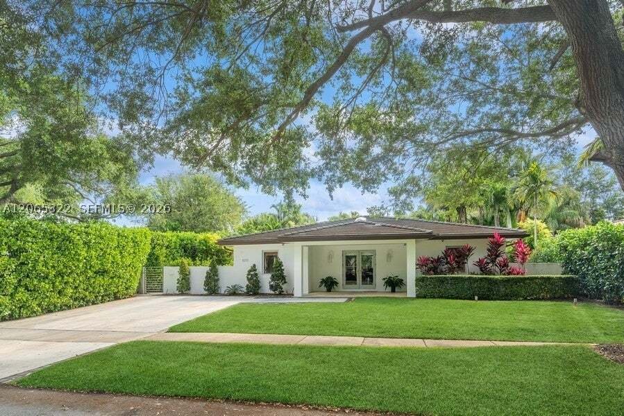 House in Miami, Florida, United States 1 - 18584431
