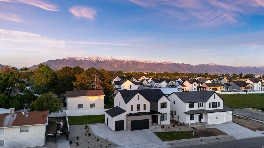 House in West Valley City, Utah, United States 5 - 18584043