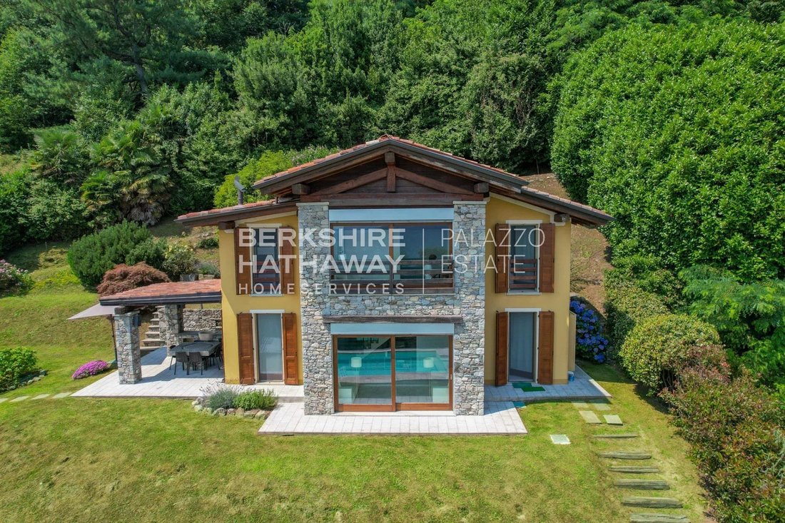 Villa in Arona, Piemont, Italien 2 - 18582571