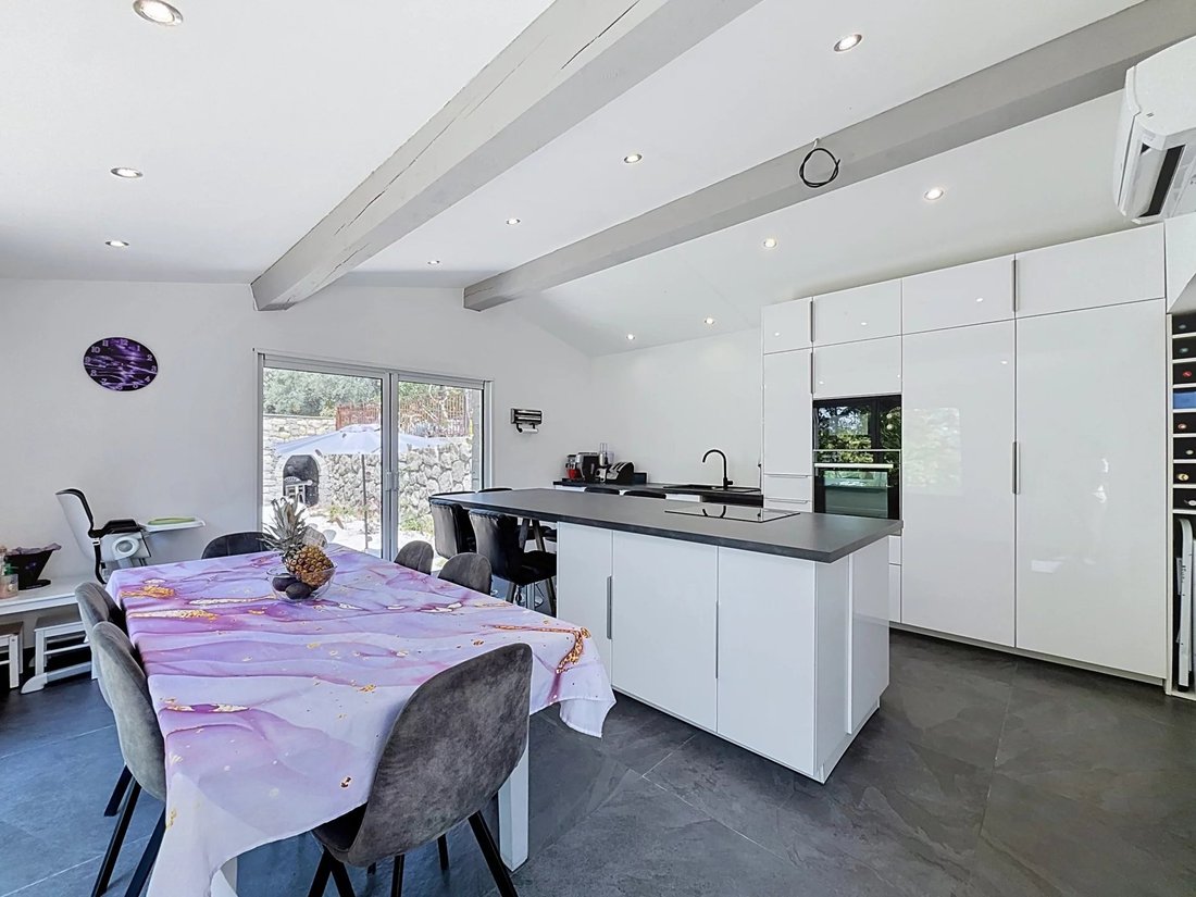 House in Bonson, Provence-Alpes-Côte d'Azur, France 4 - 18582334