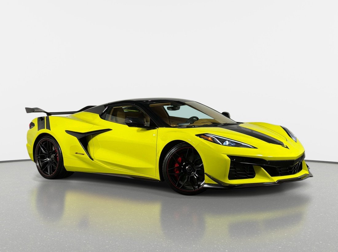 Cabriolet in Pompano Beach, FL, United States 1 - 18582312