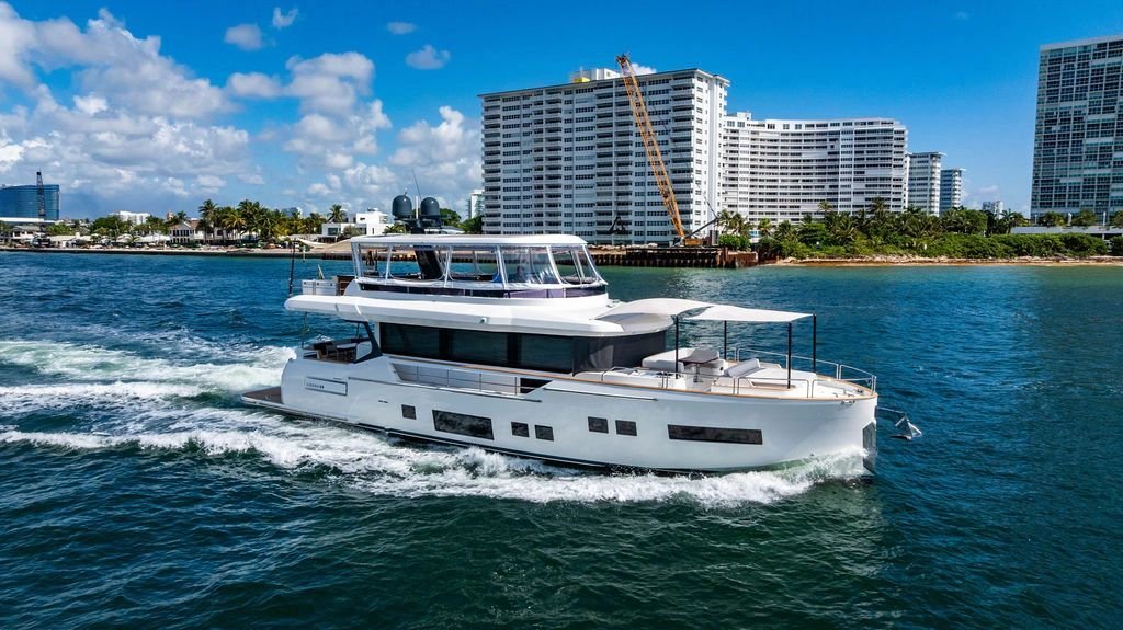 Motor Yacht in United States 2 - 18239332