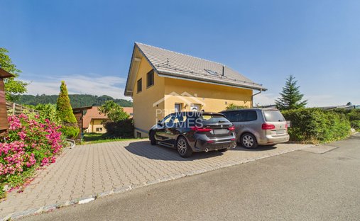 House in Moudon, Vaud, Switzerland 1
