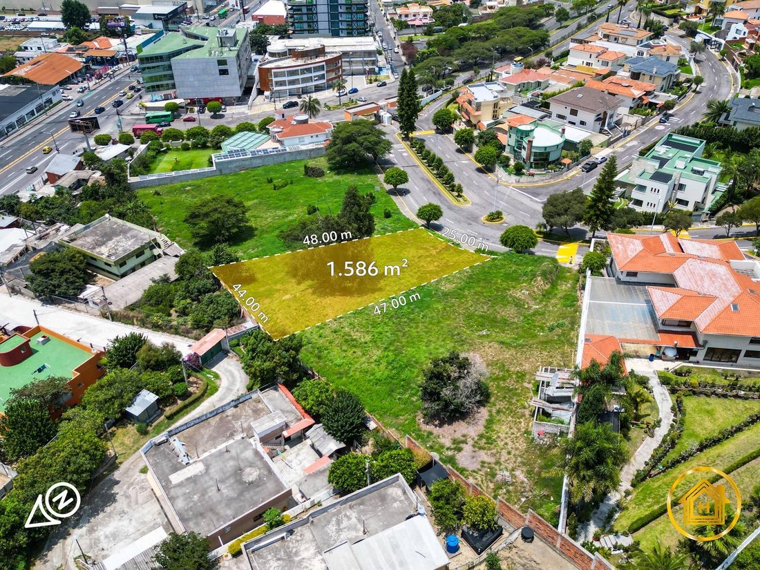 Land in Quito, Pichincha, Ecuador 4 - 18582381