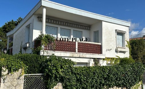 House in Vaux-sur-Mer, Nouvelle-Aquitaine, France 1