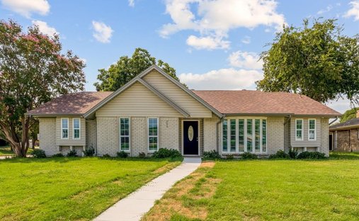 House in Plano, Texas, United States 1