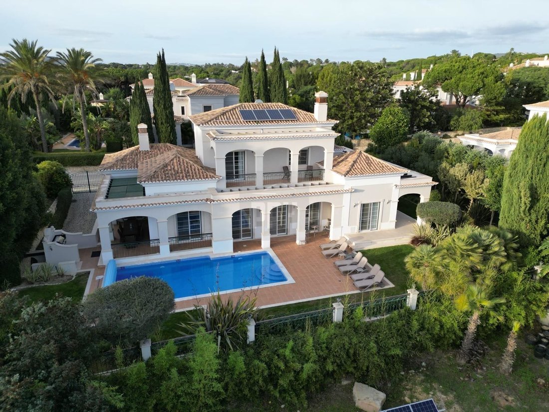 Villa in Quinta do Lago, Almancil, Portugal 2 - 18585456