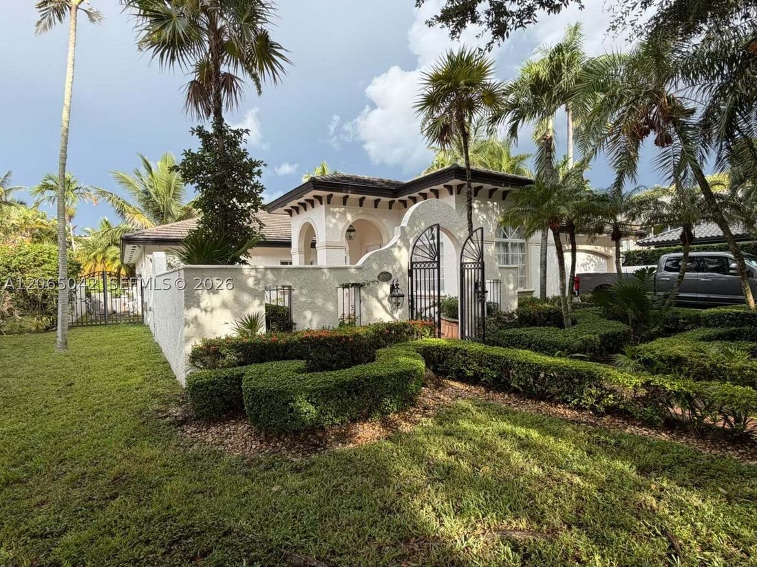 House in Hialeah, Florida, United States 2 - 18584437