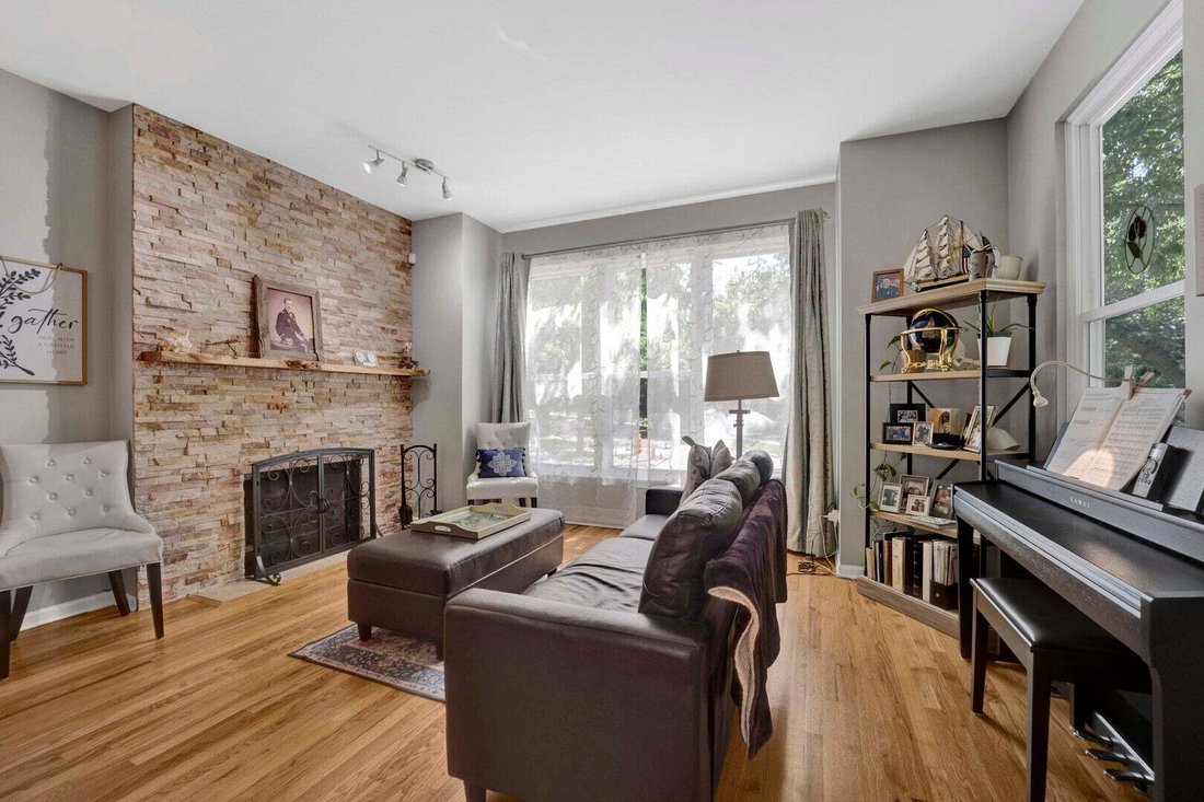 Townhouse in Chicago, Illinois, United States 4 - 18582023