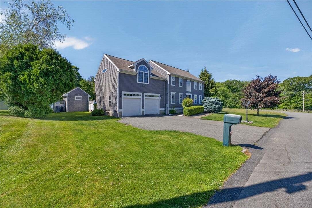 House in Somerset, Massachusetts, United States 2 - 18581054