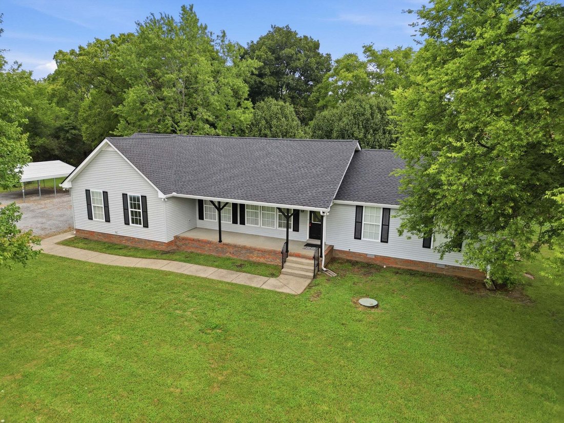 House in Lebanon, Tennessee, United States 5 - 18581672