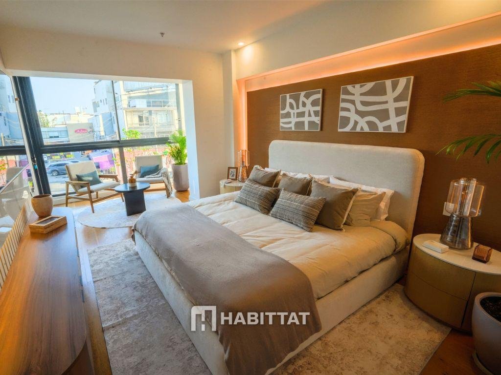 Apartment in Lima, Belarus 1 - 18582755
