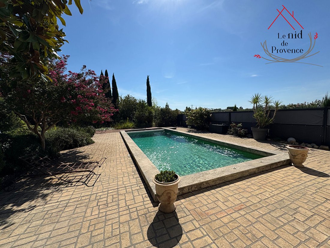 Villa in Orange, Provence-Alpes-Côte d'Azur, France 2 - 18585566