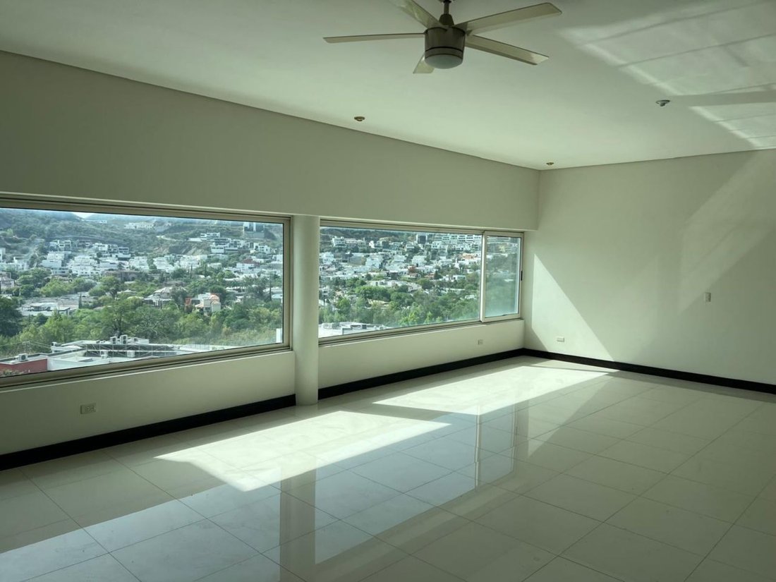 House in Monterrey, Nuevo Leon, Mexico 4 - 18582693