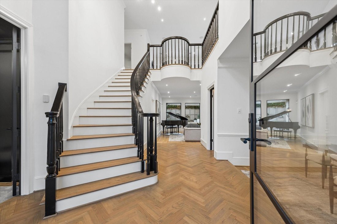 House in Houston, Texas, United States 4 - 18581999